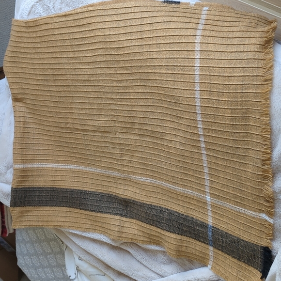 A New Day wrap *NWOT! - Picture 9 of 10